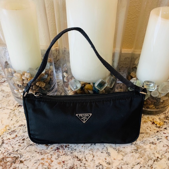 prada mv633